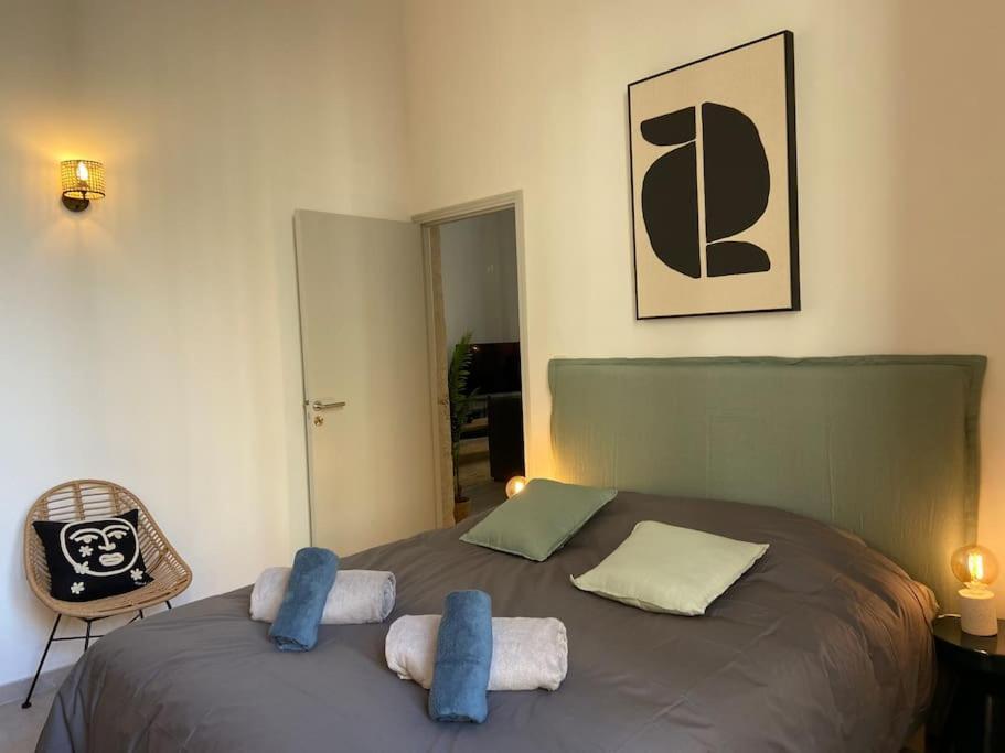 אביניון Appartement Avec Ventilateurs Proche Du Palais Des Papes מראה חיצוני תמונה